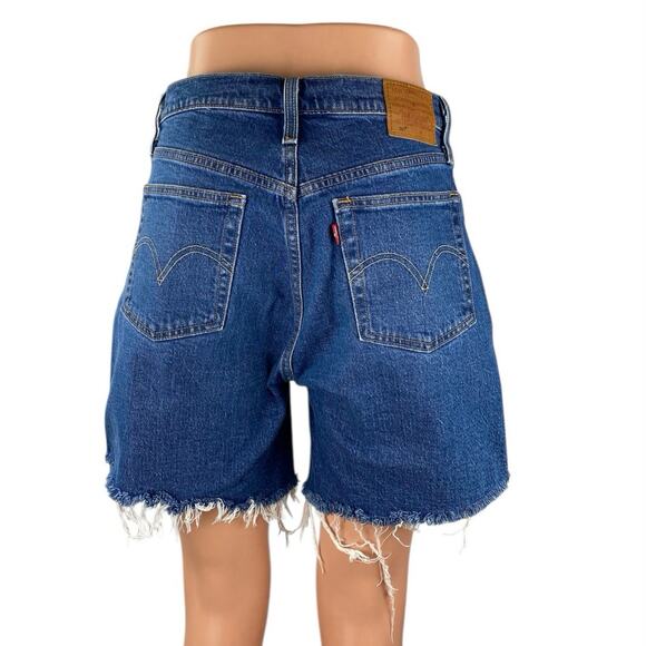 Levi's Premium Women's Blue Dark Wash Distressed Cutoff Denim Jean Shorts Size M - Picture 3 of 5